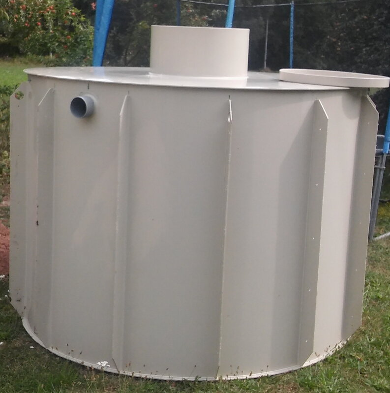 RETENČNÍ NÁDRŽ K OBETONOVÁNÍ KRUHOVÁ - 6 m3